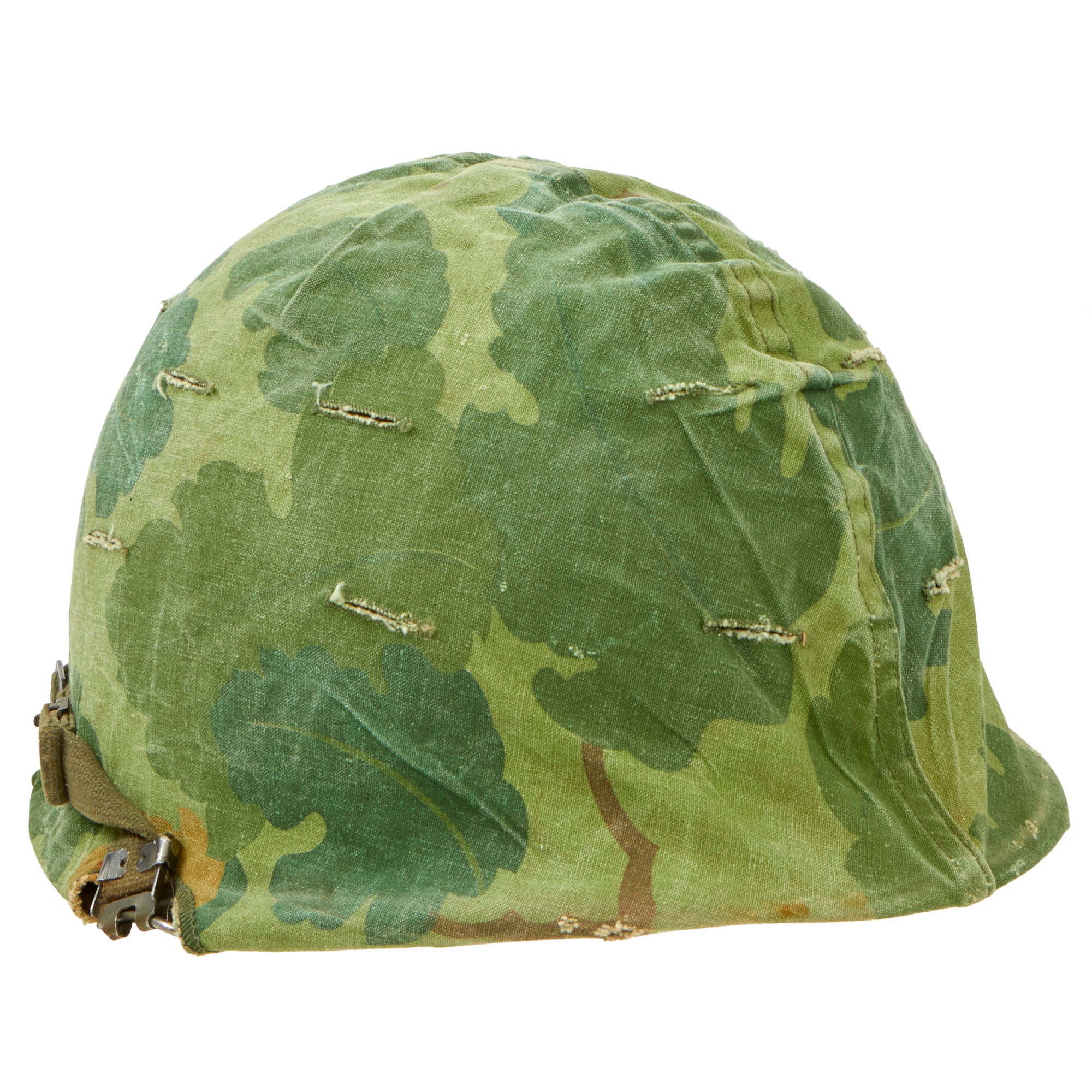 Original U.S. Vietnam War WWII Reissue M1 Helmet with 1970 Dated Camou ...