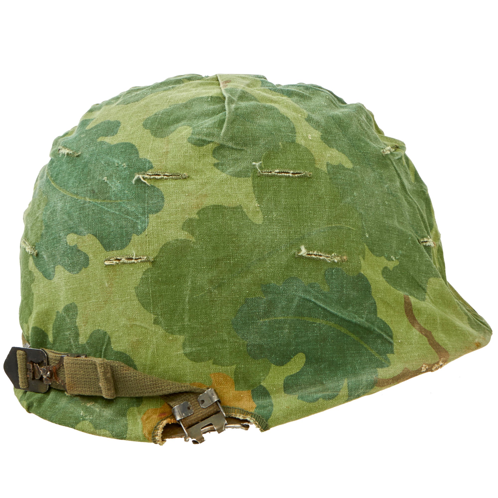 Original U.S. Vietnam War WWII Reissue M1 Helmet with 1970 Dated Camou ...