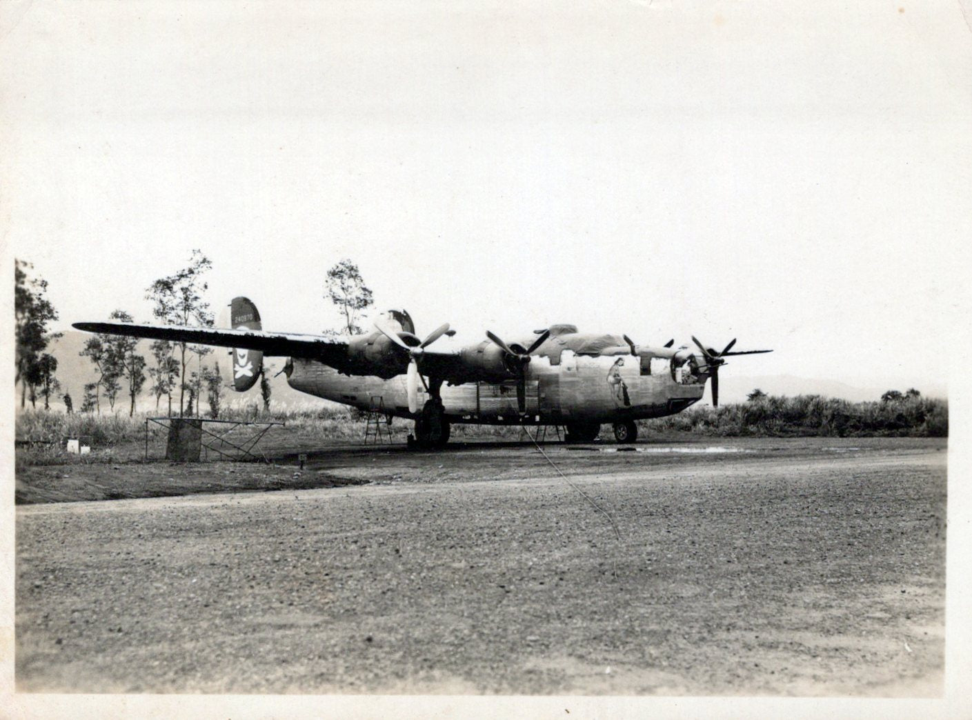 Original U.S. WWII B-17, B-24, & Other Bomber Aircraft Nose Art Photog ...