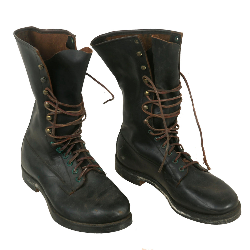 Original U.S. WWII Rare Engineer Blucher Style Leather Boots with Original Leather Laces - Dated 1942 - Size 10½ Original Items