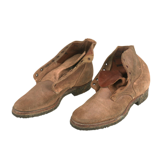 Original U.S. WWII Pair of Marine Corps Unissued USMC Boondocker Boots by International Shoe Co. - Size 7D - 1943 Dated Original Items