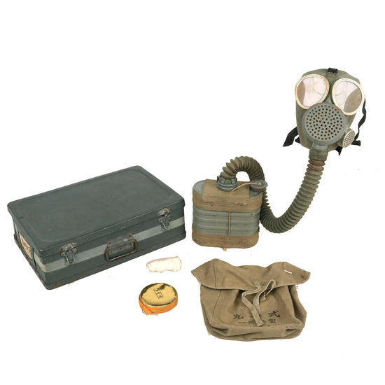 Original Imperial Japanese WWII Naval Landing Forces Type 93 - Model 2 Gas Mask in Matching Case - Great Condition