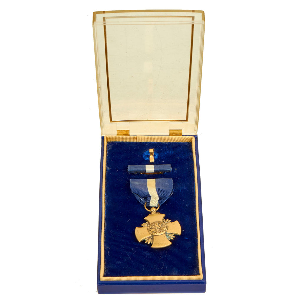 Original U.S. Vietnam War Era US Navy Cross Cased Set As Awarded To The Navy and US Marine Corps Original Items