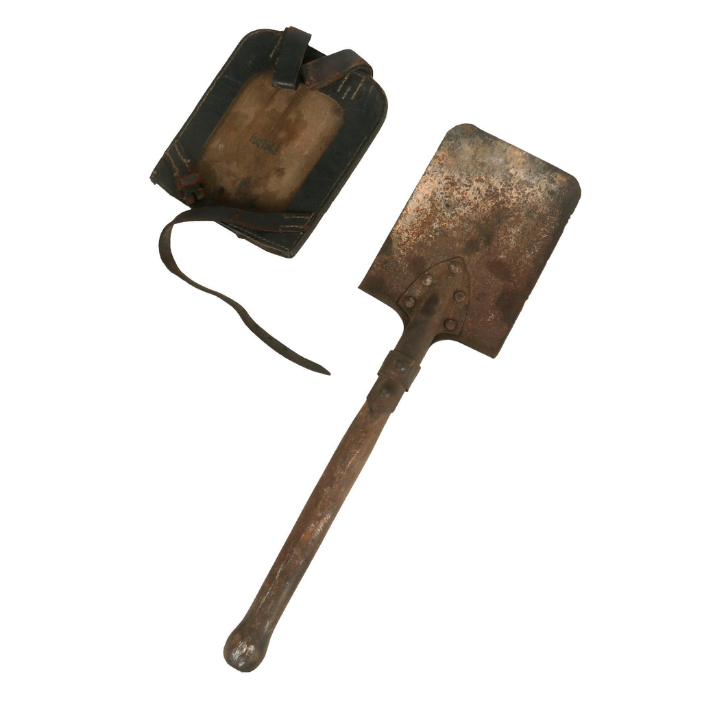 Original German WWII Square Head Entrenching Tool With Preßstoff Carrier by Cottbusser Lederwarenwerk Curt Vogel dated 1943 - Schanzzeug Original Items