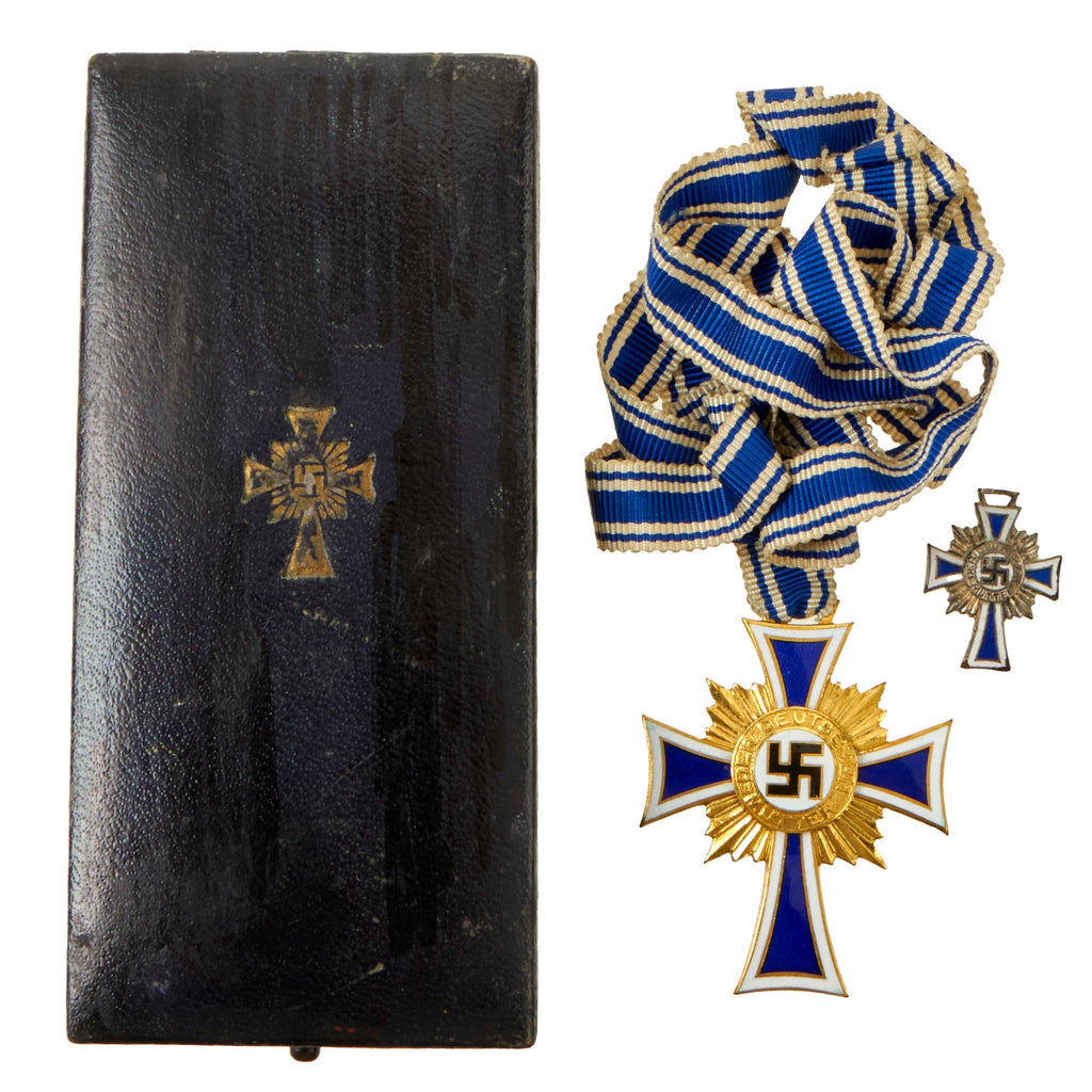 Original German WWII Cased Gold Mother’s Cross by Forster & Graf of Schwäbisch Gmünd Original Items