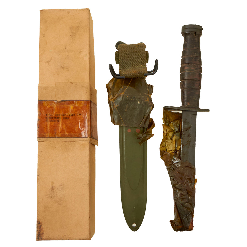 Original U.S. WWII Boxed N.O.S. M4 Bayonet & Fighting Knife by CASE with M8A1 Scabbard by B.M. Co.