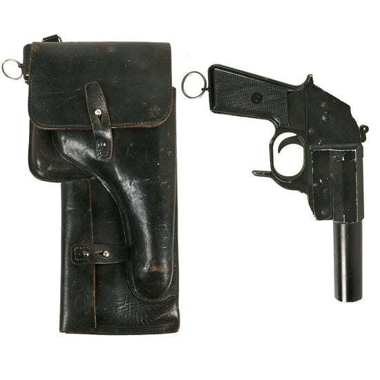 Original German Post-WWII LP1 East German Flare Pistol with Holster - Serial 19182 Original Items