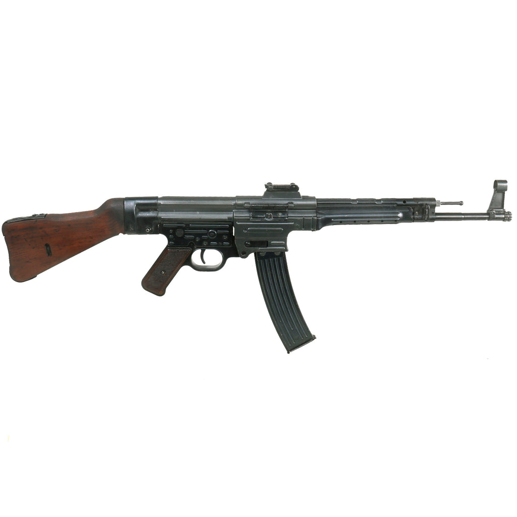 Original German WWII MP44 STG 44 Sturmgewehr Display Machine Gun with Live Barrel and GDR Magazine Original Items