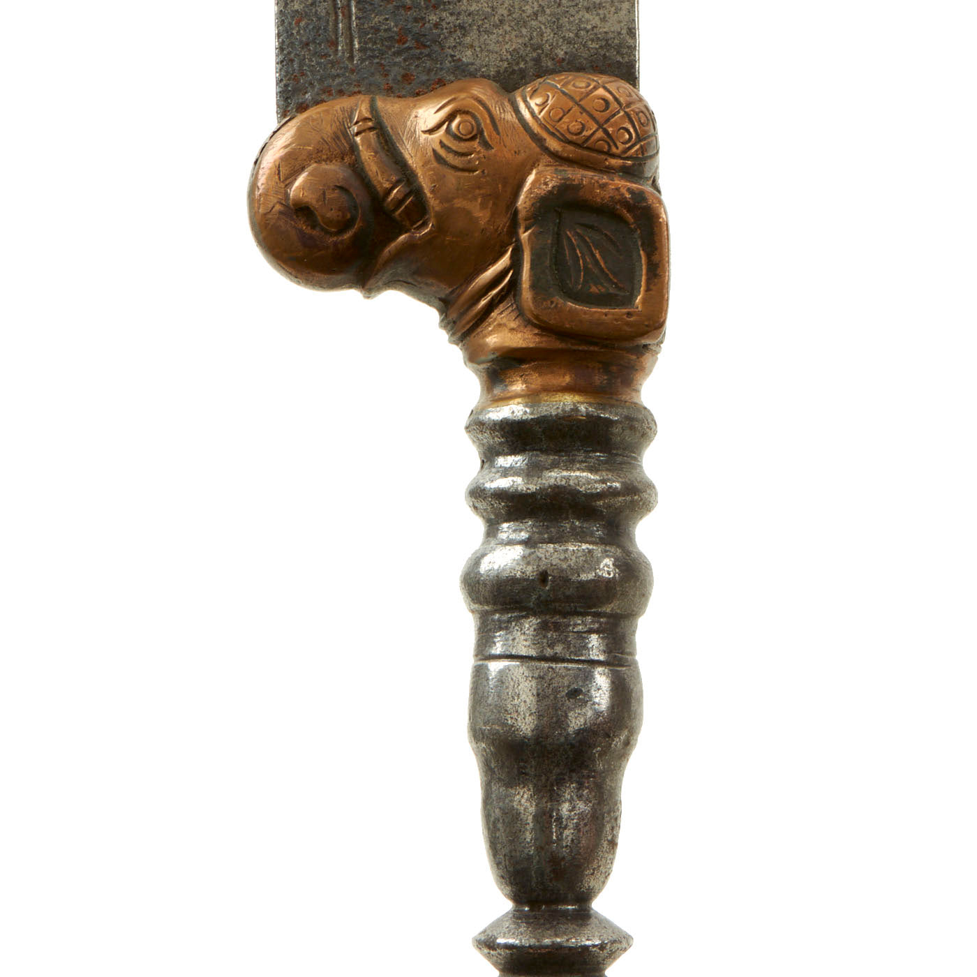 Bhuj, dagger or axe-knife with a hidden Gupti in the handle. Early 18th  Century, made of Damascus steel and blade are damascened in floral design  in gold. Salar Jung Museum, Hyderabad, India. [