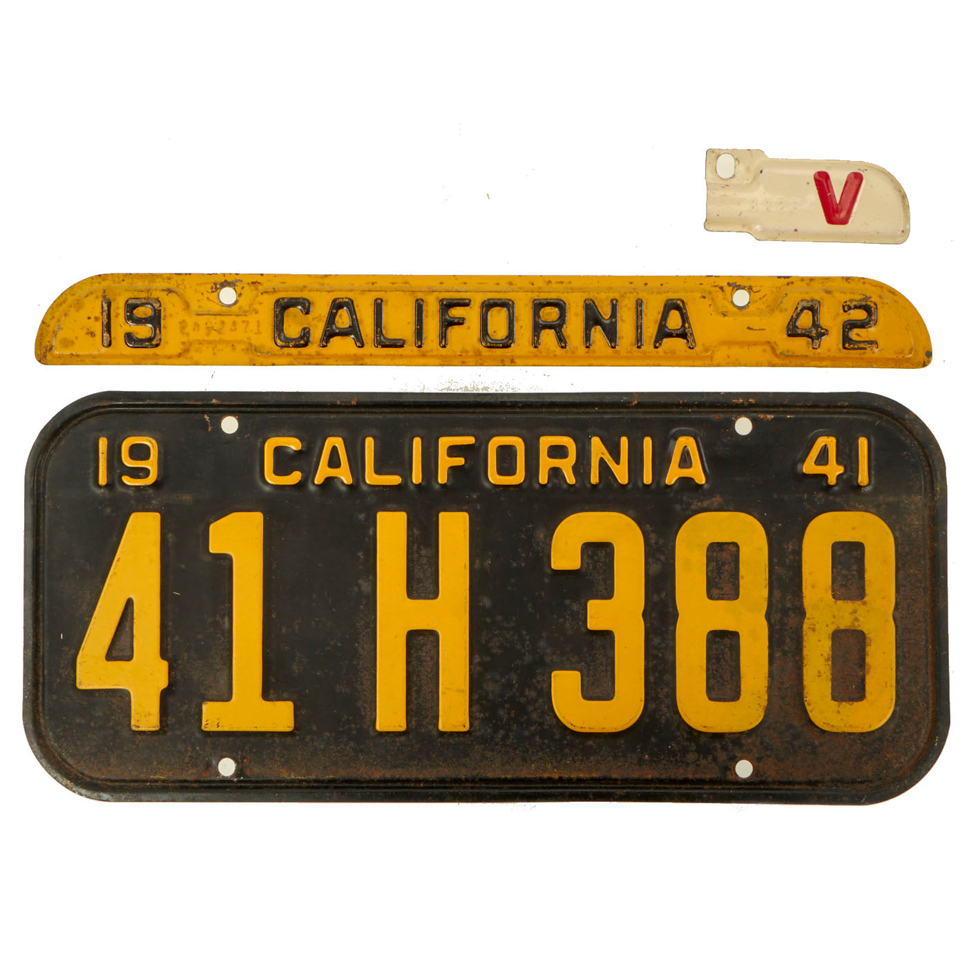 Original U.S. WWII 1941 War Effort License Plate for California With 1 –  International Military Antiques